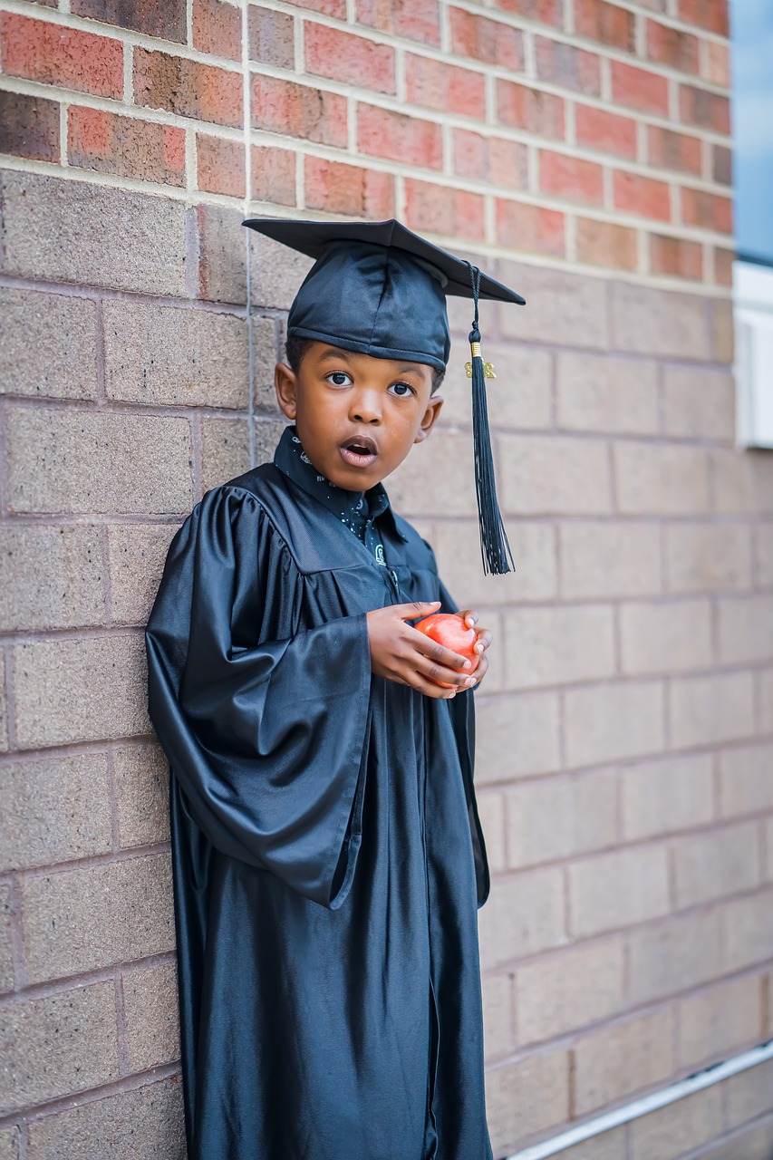 kindergarten graduation, little boy, student-7257173.jpg